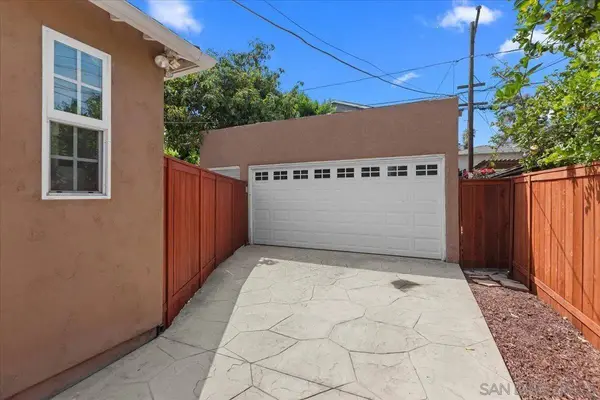 633 Arroyo, San Diego, CA 92103