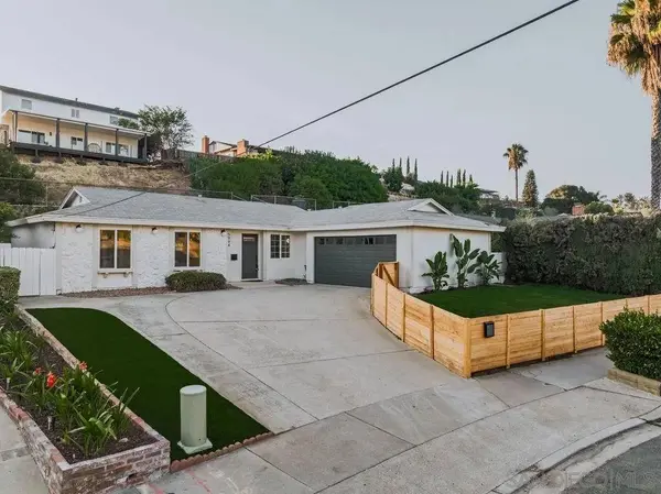 5994 Amaya Dr, La Mesa, CA 91942