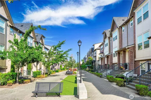 1317 Brooklyn Walk NE #18, Issaquah, WA 98029