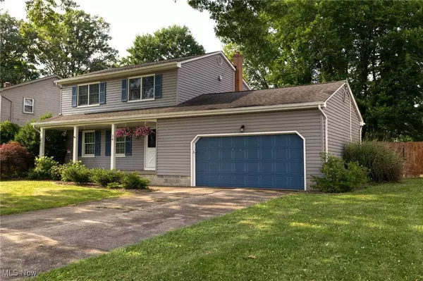 34 Centennial DR, Poland, OH 44514