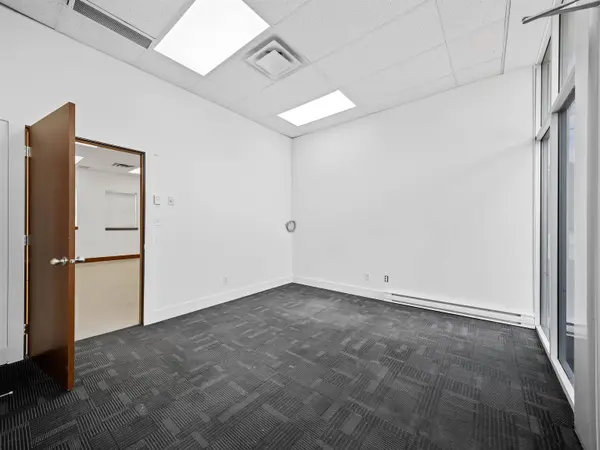 2491 Mccallum RD #103, Abbotsford, BC V2S 3P8