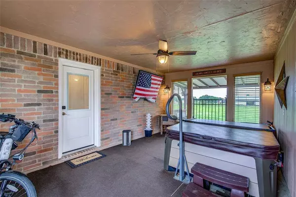 150 Vz County Road 2118, Canton, TX 75103