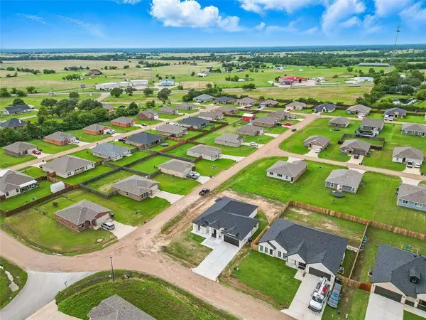 2222 Samuel Street, Mabank, TX 75147