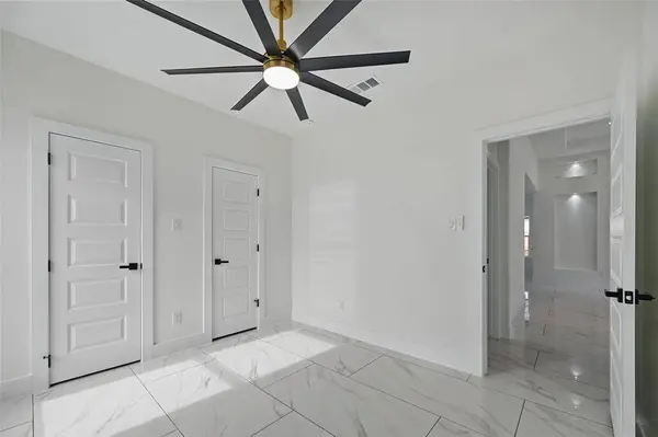 2222 Samuel Street, Mabank, TX 75147