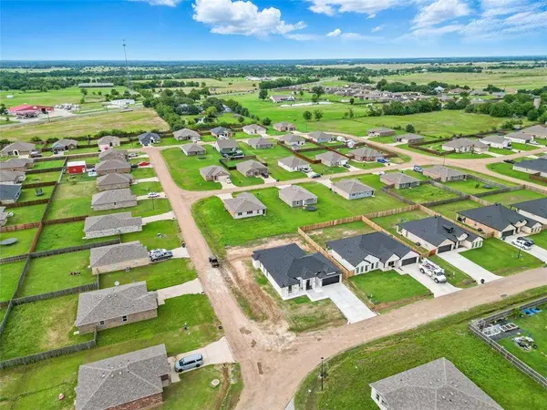 2222 Samuel Street, Mabank, TX 75147
