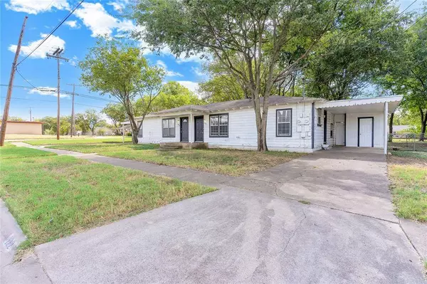 122 Ramsey Avenue #122, Cleburne, TX 76031