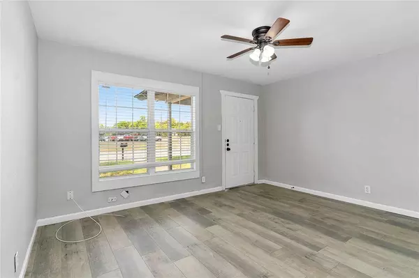 122 Ramsey Avenue #122, Cleburne, TX 76031