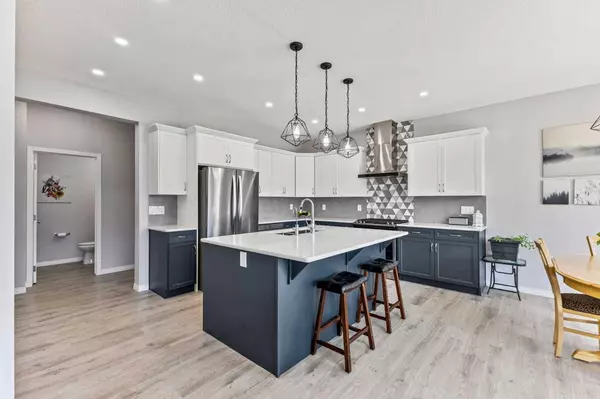 55 Belmont Heath SW, Calgary, AB T2X 4N8