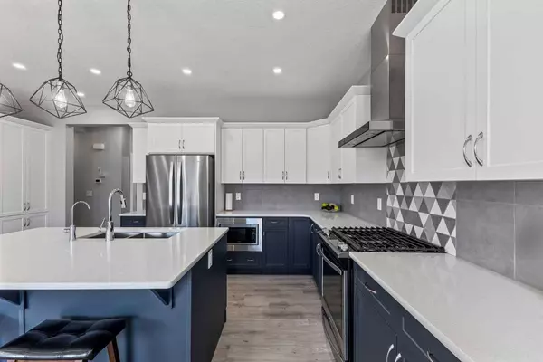 55 Belmont Heath SW, Calgary, AB T2X 4N8