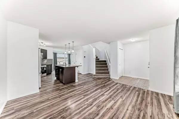 68 Sunvalley RD, Cochrane, AB T4C 0X6