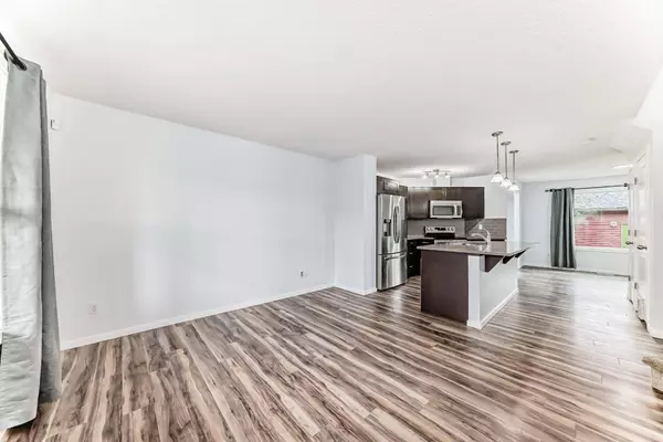 68 Sunvalley RD, Cochrane, AB T4C 0X6