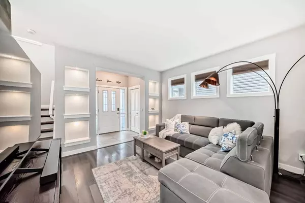 125 Midtown CT SW, Airdrie, AB T4B 4E4