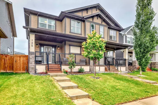 125 Midtown CT SW, Airdrie, AB T4B 4E4