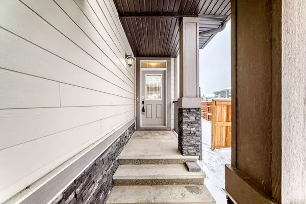 34 Cranbrook HL SE, Calgary, AB T3M 2K8