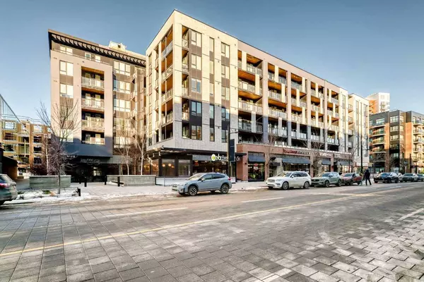 4138 University AVE NW #520, Calgary, AB T3B 6K3