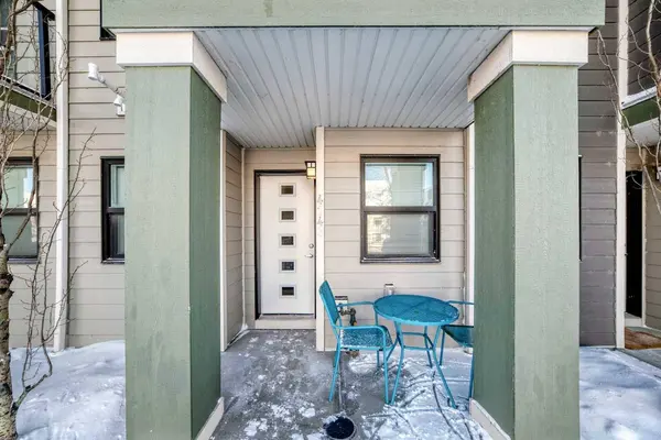 4143 Seton DR SE, Calgary, AB T3M 3A6