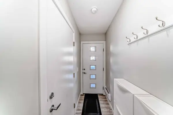 4143 Seton DR SE, Calgary, AB T3M 3A6