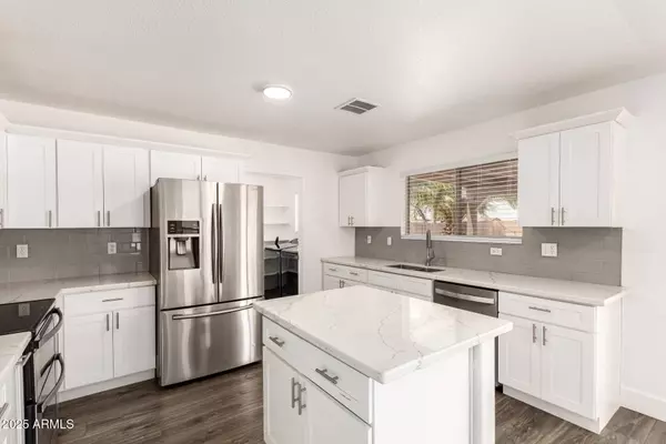 2710 S SHELBY --, Mesa, AZ 85209