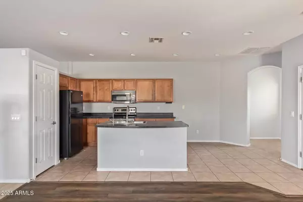 45071 W DESERT CEDARS Lane, Maricopa, AZ 85139