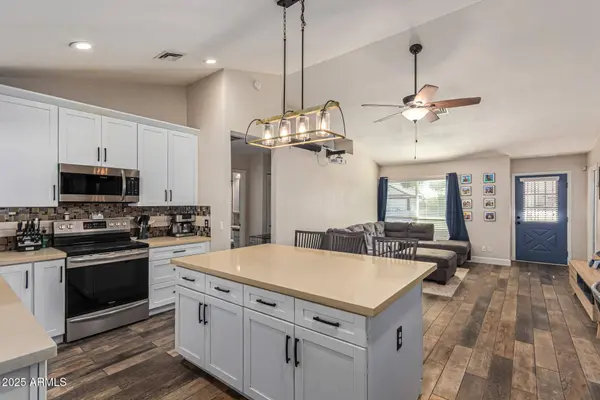 668 E ESTRELLA Drive, Chandler, AZ 85225