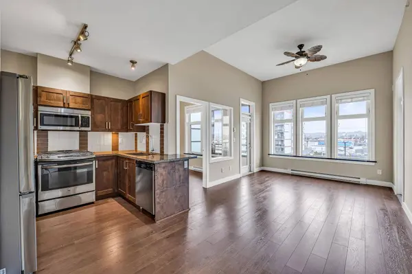 20078 Fraser HWY, Langley, BC V3A 0J2