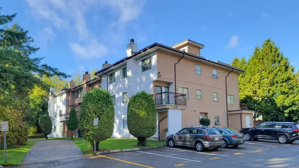 7095 133b ST, Surrey, BC V3W 8A3