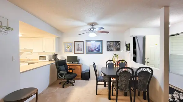 7095 133b ST, Surrey, BC V3W 8A3