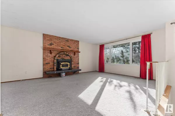 29 Anita CR, St. Albert, AB T8N 2W4