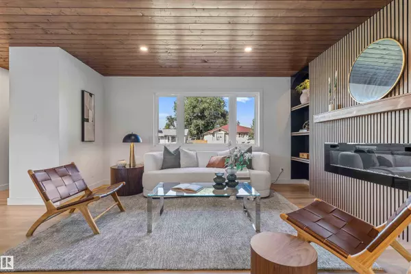 9619 52 ST NW, Edmonton, AB T6B 1G8