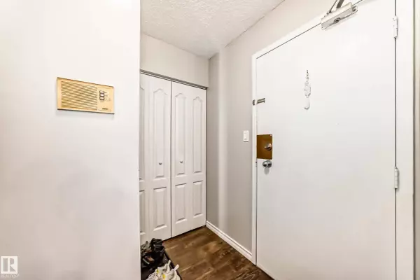 #305 14004 26 ST NW, Edmonton, AB T5Y 1Y4