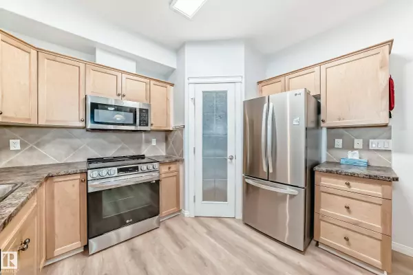 #220 612 111 ST SW, Edmonton, AB T6W 1R9