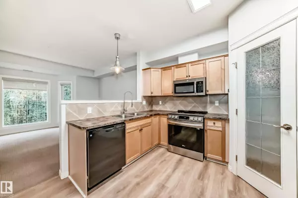 #220 612 111 ST SW, Edmonton, AB T6W 1R9