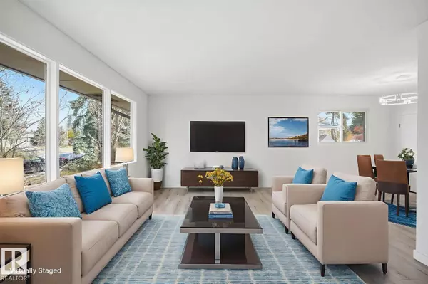 14719 87 AV NW, Edmonton, AB T5R 4E5