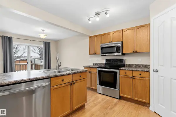 28 LEYLAND WY, Spruce Grove, AB T7X 4S2