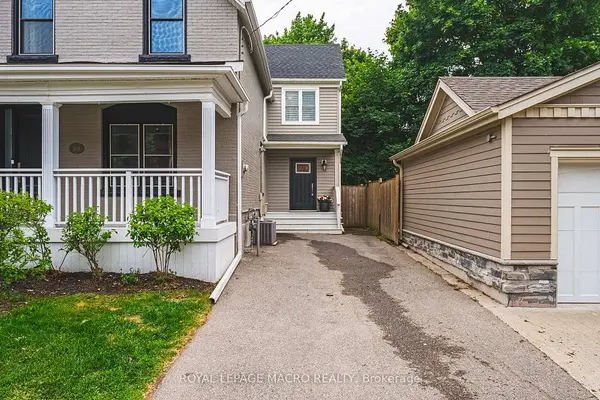 25 Orchard Hill, Hamilton, ON L8P 2V6