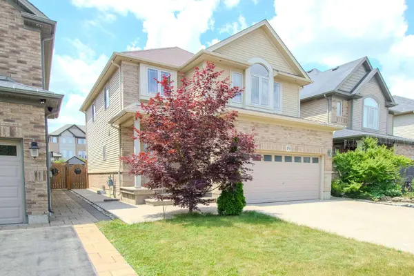 151 Royal Winter DR, Hamilton, ON L0R 1C0