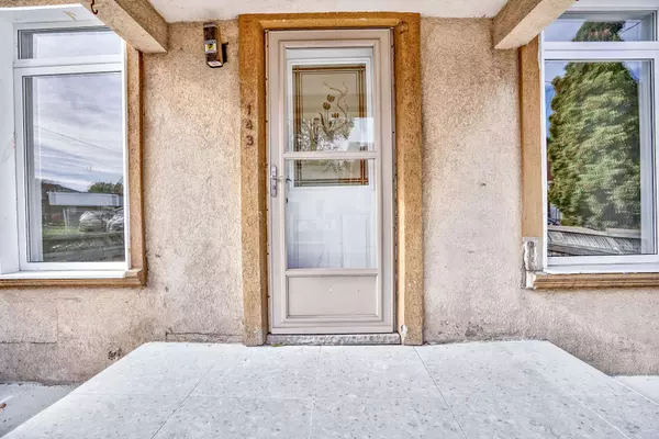 143 GLENDALE AVE, Hamilton, ON L8L 7J9