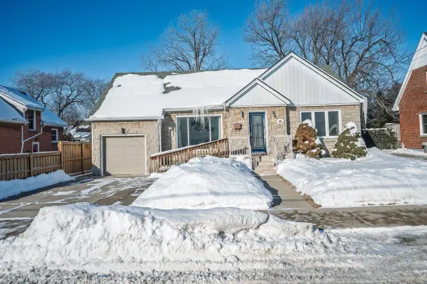 60 West 1st ST, Hamilton, ON L9C 3C3