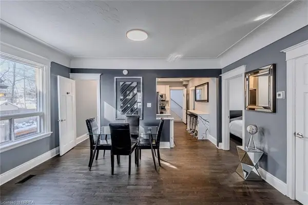 42 East 31st ST, Hamilton, ON L8V 3N7