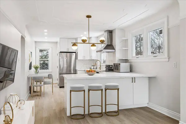 59 Longwood RD N, Hamilton, ON L8S 3V2