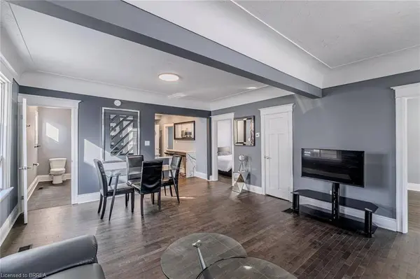 42 East 31st ST, Hamilton, ON L8V 3N7