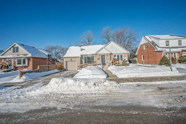 60 West 1st ST, Hamilton, ON L9C 3C3