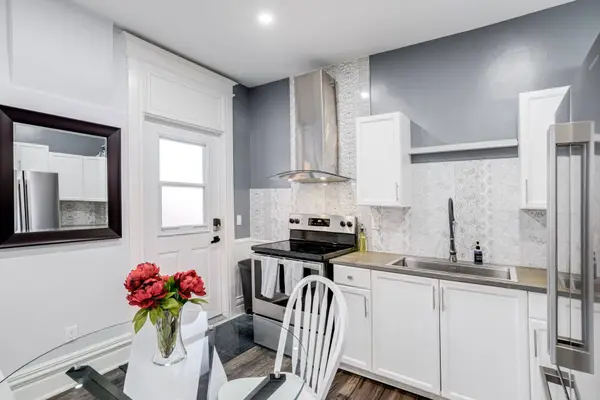 20 Sherman AVE S, Hamilton, ON L8M 2P4