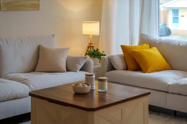 106 Beland AVE N, Hamilton, ON L8H 6C1