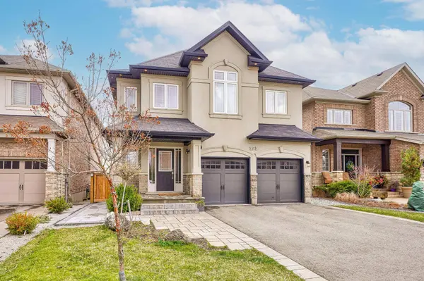 195 Greti DR, Hamilton, ON L9B 0H5