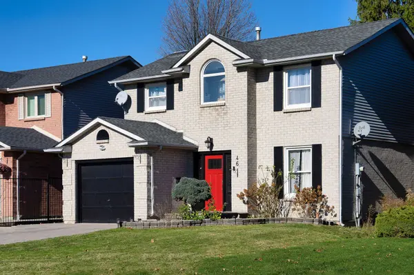 46 Novoco DR, Hamilton, ON L9C 7E8