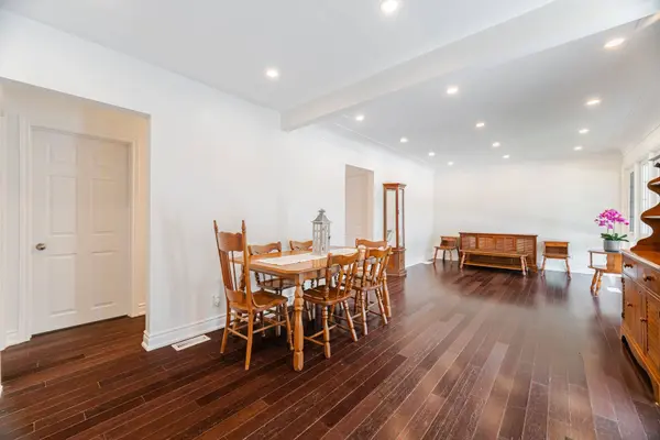 166 Terrace DR, Hamilton, ON L9A 2Z1