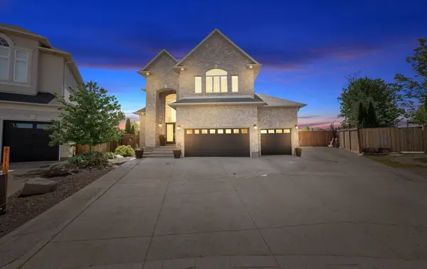 4 Playfair CT, Hamilton, ON L9K 1R6
