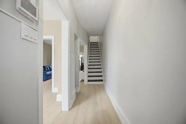 38 Madison AVE, Hamilton, ON L8L 5Y4