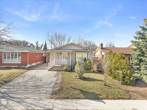 56 Nash RD S, Hamilton, ON L8K 4J7